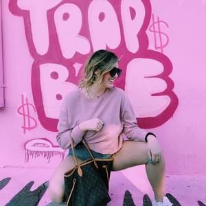 Meet your Posher, Madison